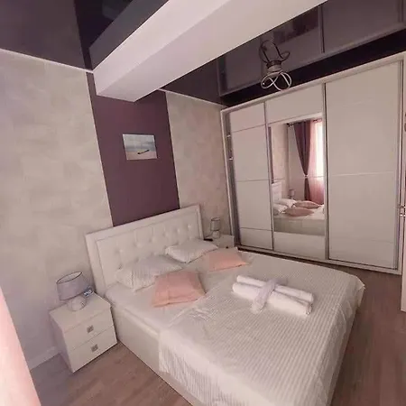 Aurelia Apartament